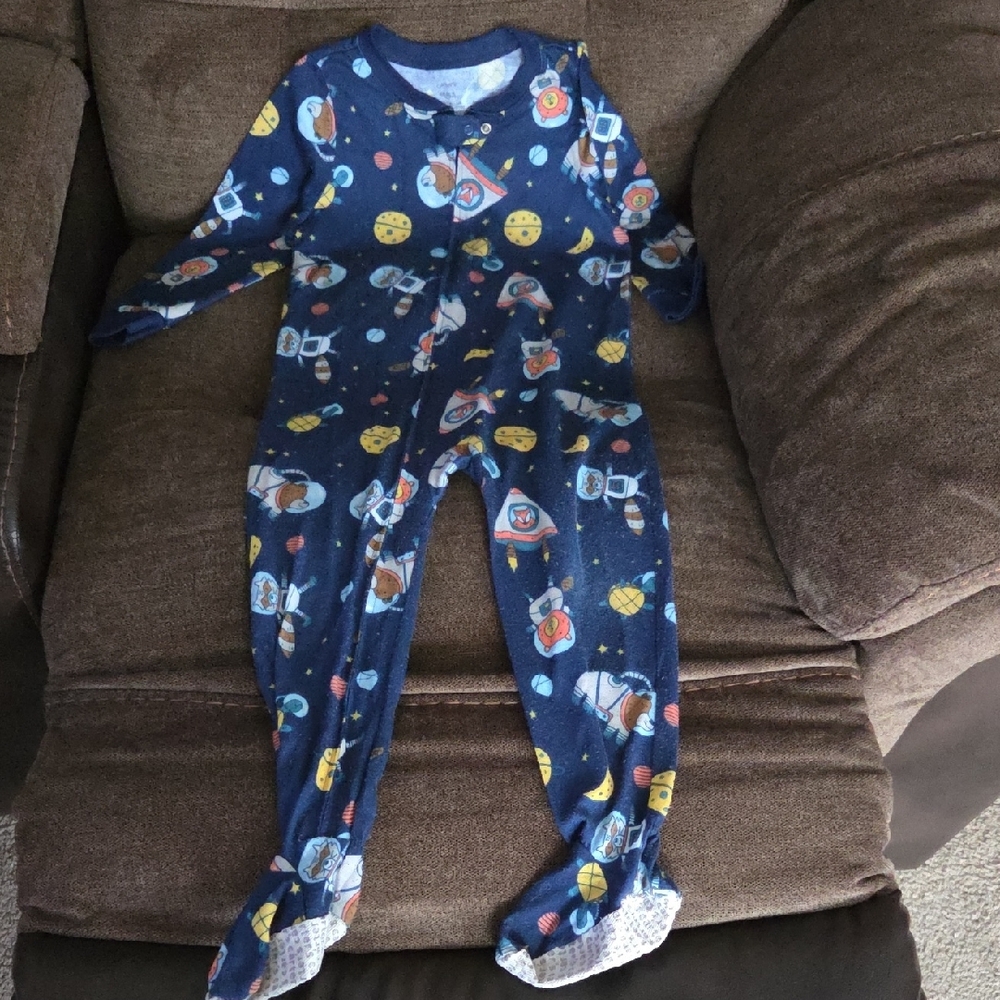 Carter's Kids Pajamas - Red and Blue Space Theme - Picture 2 of 6